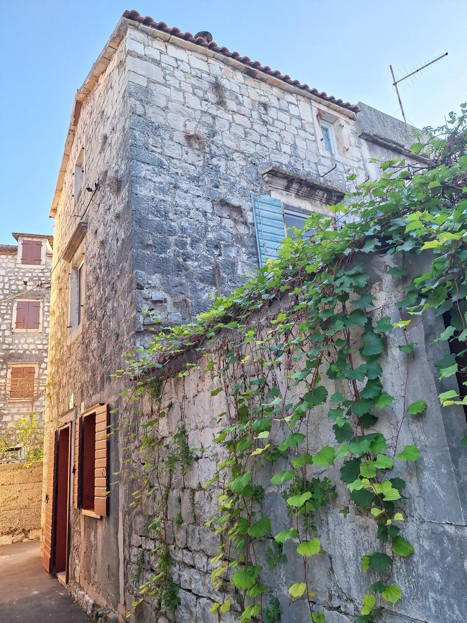 St Peter'S Heritage House Трогир Экстерьер фото